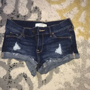 Ripped denim shorts
